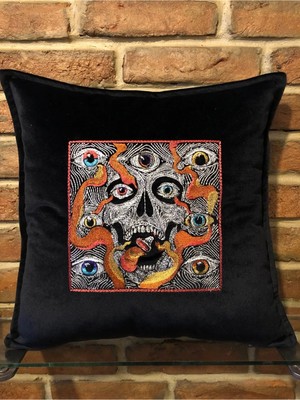 Harmony Factory Psychedelic Nakışlı Siyah Kırlent Kılıfı, Göz ve Yılan Motifli Yastık Kılıfı