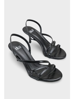 LOJO Kadın Oval Burunlu Zarif Ince Bant Detaylı Günlük Topuklu Sandalet Lema Siyah
