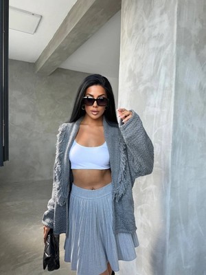 Konus Femme Püskül Detaylı Oversize Triko Hırka