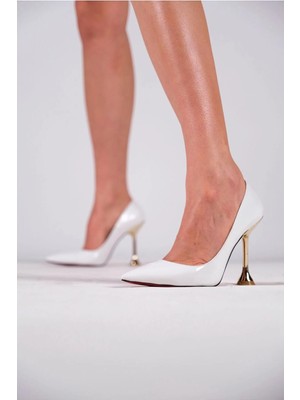 Ayakkabı Ateşi Beyaz Rugan Kadın Özel Topuklu Tasarım Ayakkabı Stiletto Ozzie