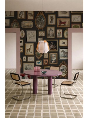 Arkhearts Archive – Vintage Çerçeve Kolaj Desenli Kendinden Yapışkanlı Duvar Kağıdı