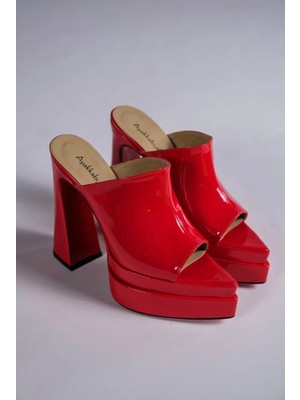 Ayakkabı Ateşi Kırmızı Rugan Çift Platform Tasarım Burnu Açık Kadın Terlik Yüksek Topuklu Ayakkabı Farah