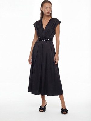 ROMAN V Yaka Pileli Midi Boy Tafta Elbise Siyah YY011301_001