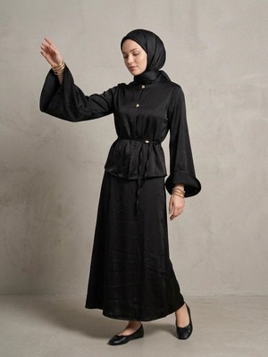 Foremia Aksesuar Detay Etekli Takım-Siyah -