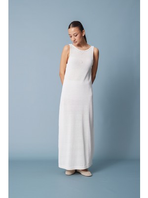 Nisan Triko Kayık Yaka Uzun Triko Elbise