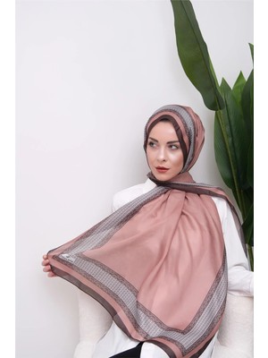 Eyşan İpek Border Touch Desenli Dijital Soft Şal