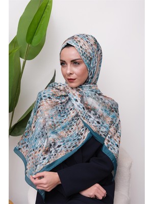 Eyşan İpek Zarif Desenli Dijital Soft Şal