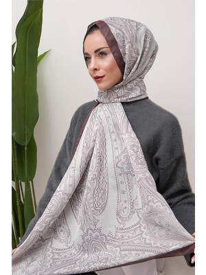 Eyşan İpek Etnik Desenli Dijital Soft Şal