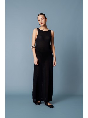 Nisan Triko Kayık Yaka Uzun Triko Elbise