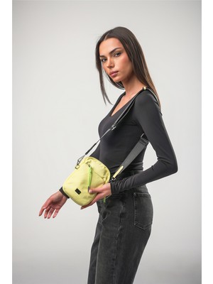Ççs 18292 Kadın Çapraz Askılı Çanta