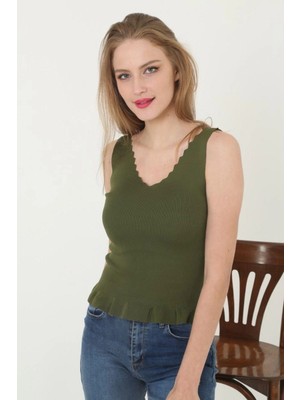 Freedom Kadın V Yaka Fırfır Detay Crop - Yeşil