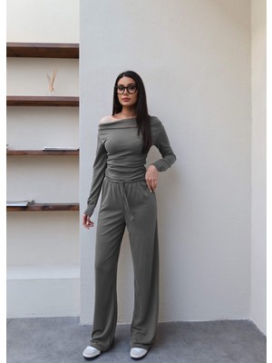 Esra Helvacı Kayık Yaka Rahat Ikili Takım