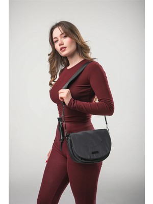 Ççs 18130 Kadın Çapraz Askılı Çanta