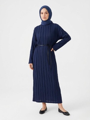 Miostil Pilise Dokulu Kemer Detay Elbise-Lacivert