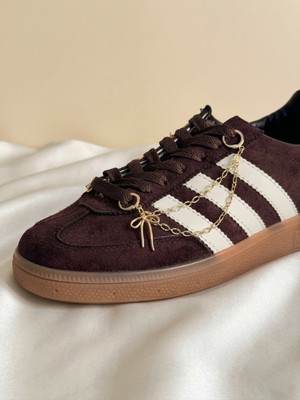 Gistoria Kadın Beyaz Kelebek ve Fiyonk Figürlü Altın Renk Çiftli Zincir Ayakkabı Süsü