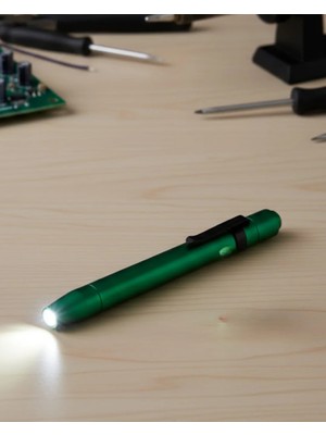 Kompakt Tasarımlı LED Işıklı Kalem Fener Çok Yönlü Kullanım Veralya Tech