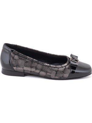 Venüs 2511108Y Kadın Hakiki Deri Fiyonklu Babet