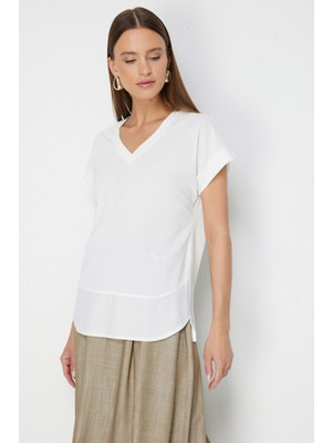 On Kadın V Yaka Parçalı T-Shirt 71475 Ekru