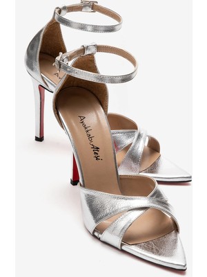 Ayakkabı Ateşi Kadın Gümüş Kırışık Çapraz Bantlı Bilekten Bağlamalı Stiletto Topuklu Ayakkabı Sorie