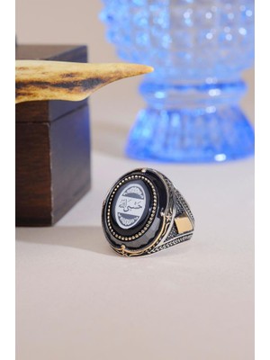 Innuendo Jewelry 925 Ayar Gümüş Siyah Taşlı Hasbiyallah Yazılı Erkek Yüzük