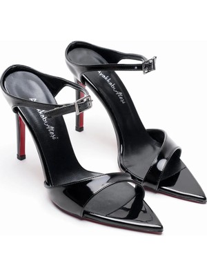 Ayakkabı Ateşi Kadın Sivri Burun Yazlık Ince Topuklu Ayakkabı Yore Siyah Rugan