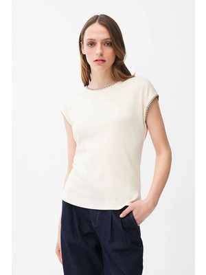 adL Yakası Nakışlı Bluz Vanilya 11546588000