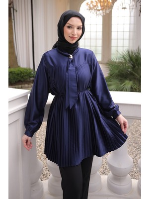 İmaj Butik Lacivert Fular Yakalı Piliseli Tunik