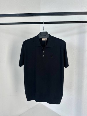 Hermes Premium Triko Polo Yaka Düğmeli T-Shirt – Yumuşak Dokulu, Nefes Alabilir, Şık Erkek Tişört