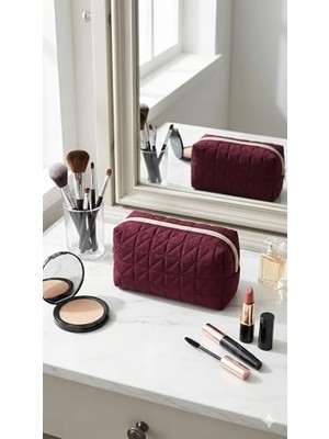 Lüks Bordo Kapitone Desenli Makyaj ve Kozmetik Çantası