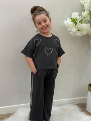 Yiğit Butik Kız Çocuk Taşlı Kalp Desenli Alt Üst Takım