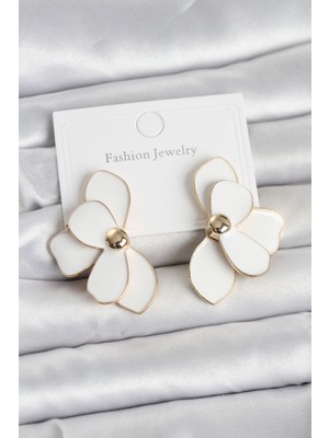 Clariss Beyaz Mineli Lotus Model Pirinç Kadın Küpe