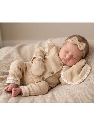 Çayzen Dantel Detaylı 5 Li Kız Yenidoğan Müslin Zıbın Seti Hastane Çıkışı