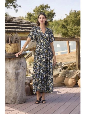 Aria's Closet Arias Closet %100 Viskon Çiçek ve Yaprak Desenli Önü Düğmeli Elbise