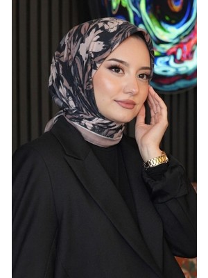 Afvente Zambak Çiçek Desen Siyah Soft Pamuk Eşarp