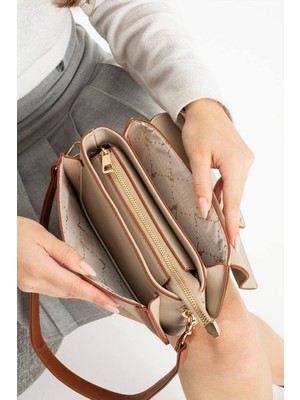 Özbu Fermuar Süslemeli Gold Kilit Kapaklı Çok Bölmeli Kaliteli El ve Omuz Çantası