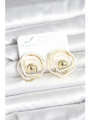 Hobilinka Mey Ithalat® Pirinç Gold Renk Beyaz Mineli Geometrik Gül Model Kadın Küpe