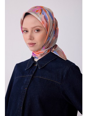 Belli Çiçek Desen Ipek Twill Eşarp  - 2026 Ilkbahar-Yaz (T)  4315-33