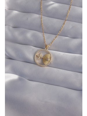 Krm 316L Çelik Zincir Gold Renk Zirkon Taşlı Yıldız Figürlü Oval Kolye Krm