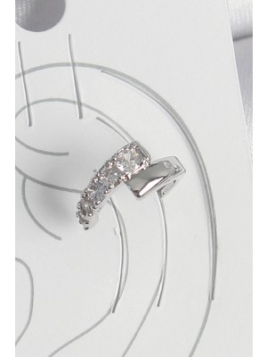 Krm Pirinç Gümüş Renk Zirkon Taşlı Kadın Kıkırdak Küpe Krm