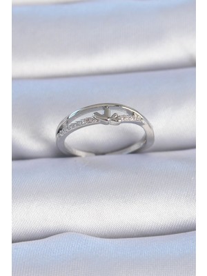 Krm Pirinç Gümüş Renk Zirkon Taşlı Kalp Model Kadın Yüzük Krm