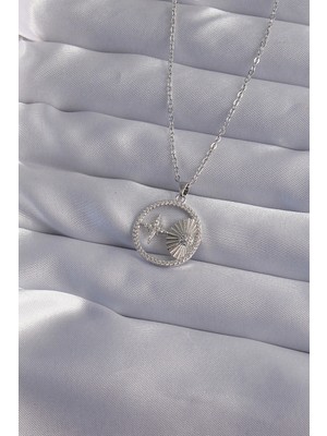 Krm 316L Çelik Zincir Gümüş Renk Zirkon Taşlı Yıldız Figürlü Oval Kolye Krm