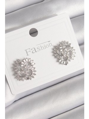 Krm Pirinç Gümüş Renk Zirkon Taşlı Yonca Model Kadın Küpe Krm