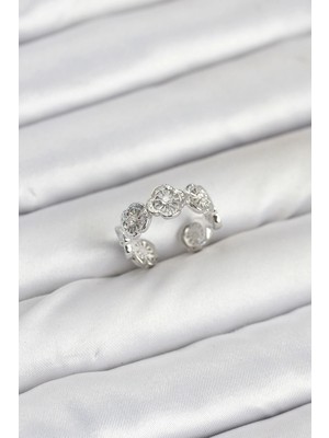 Krm Pirinç Gümüş Renk Yonca Model Kadın Yüzük Krm