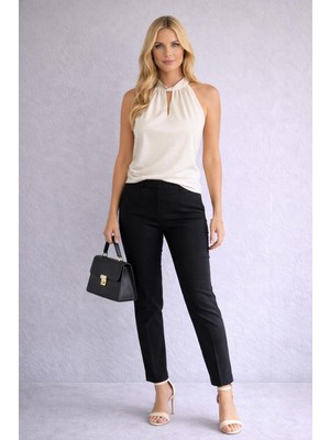 Merlavin Kadın Dekolteli Halter Yaka Bluz