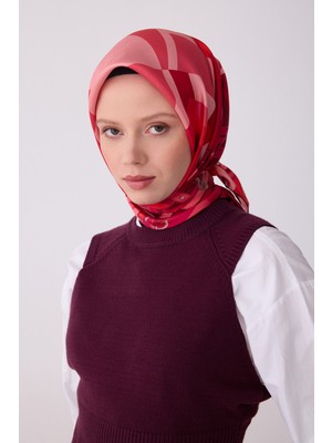 Belli Obje Desen Ipek Twill Eşarp  - 2026 Ilkbahar-Yaz (T)  4300-04