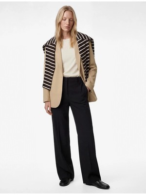 Koton Geniş Yaka Düğmeli Cep Detaylı Blazer Ceket