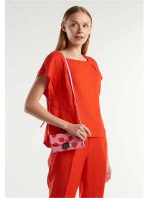 United Colors Of Benetton %100 Keten Arkası Uzun Kayık Yaka Crop Bluz Model Kodu: 5BMLDQ0790B6