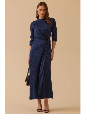 Seçil Kadın Desenli Parlak Dokulu Uzun Elbise - Lacivert