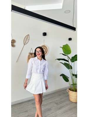 Şamdan Yüksek Bel Pileli Beyaz Şort Etek – A Kesim Mini Skort