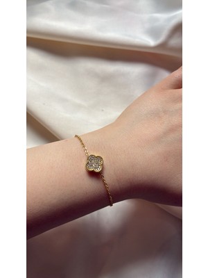 Çift Taraflı Bileklik – 2 Tarz Tek Parçada!